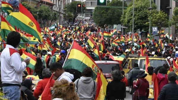 المكسيك تعرض اللجوء على رئيس بوليفيا بعد تنحيه