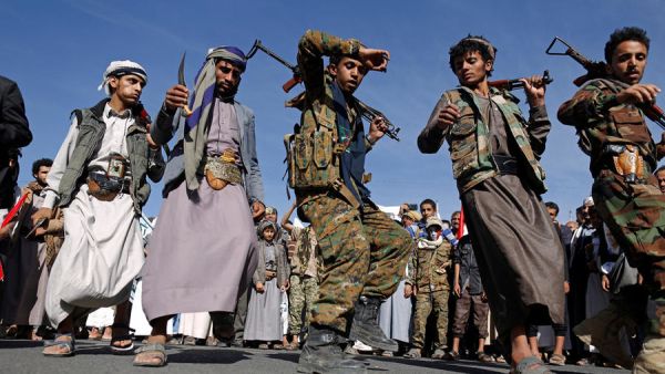 الحوثيون يكشفون النقاب عن 4 منظومات دفاع جوي جديدة