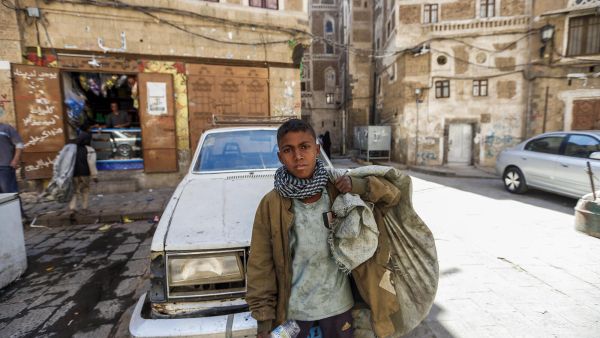  الأطفال ضحايا الحرب في اليمن