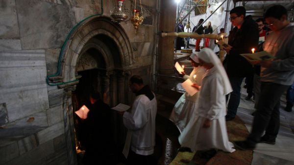 الاحتلال يمنع مسيحيي غزة من المشاركة باحتفالات الميلاد بالقدس وبيت لحم