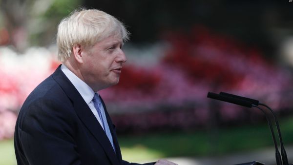 جونسون: نحن على استعداد للتفاوض للتوصل لاتفاق خروج جديد