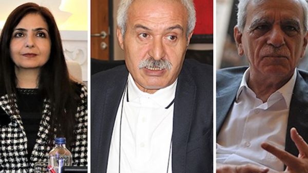 الداخلية التركية تقيل رؤساء بلديات في جنوب البلاد بدعوى انتمائهم ودعمهم لـتنظيم "بي كا كا"