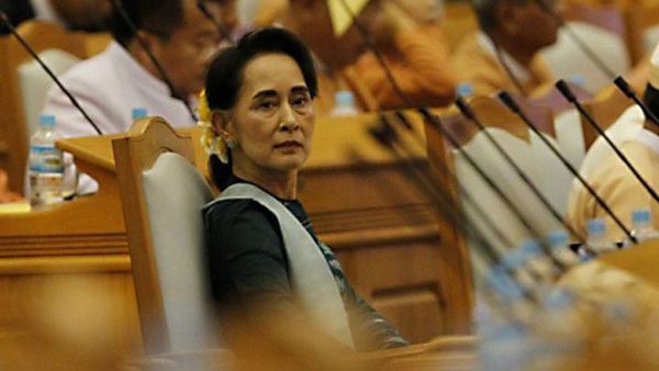 زعيمة ميانمار