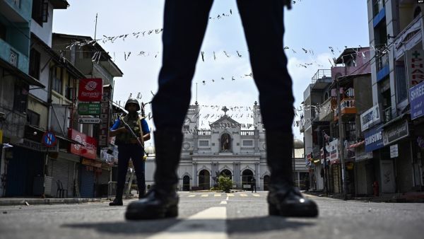 تشديد القبضة الأمنية في سريلانكا