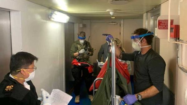 بنس: إصابة 21 شخصا بكورونا على متن سفينة قبالة ساحل الولايات المتحدة