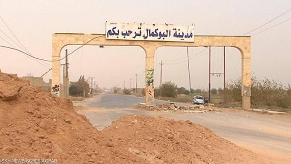 غارات جوية مجهولة تضرب معسكرا إيرانيا شرقي سوريا