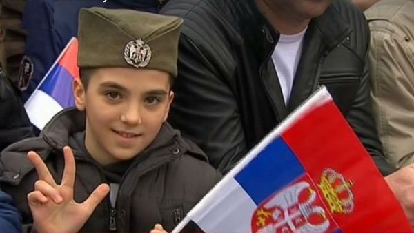 صرب البوسنة يصوتون على قرار بتجميد عمل المؤسسات الفدرالية