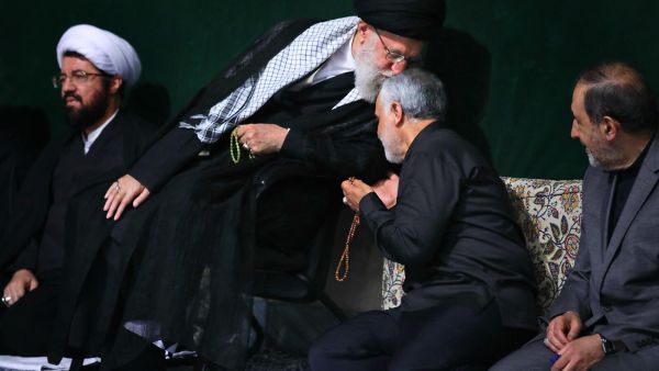 خامنئي يتوعد قتلة سليماني وروحاني يتحدث عن انتقام من دول المنطقة