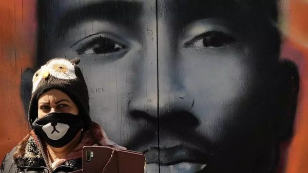 أمريكا تسجل أكبر زيادة يومية في عدد إصابات كورونا منذ بداية جائحة كورونا