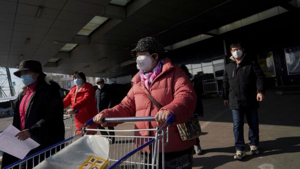 اقليم هوبي بالصين يسجل 349 حالة إصابة جديدة بكورونا