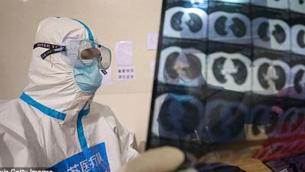 الصين وكوريا الجنوبية تسجلان انخفاضا كبيرا في الإصابات بفيروس كورونا