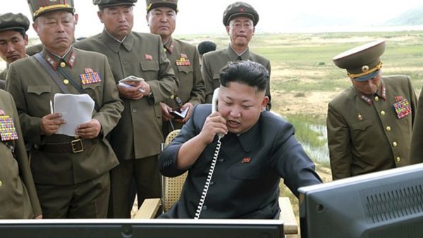 كوريا الشمالية أطلقت صاروخين بالستيين اجتازا مسافة 250 كلم