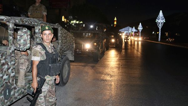 الجيش اللبناني يرسل تعزيزات لبلدة القصر الحدودية بعد مقتل جندي سوري