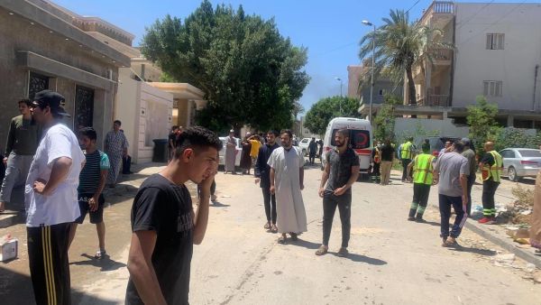 مقتل 3 مدنيين بينهم سيدتان بقذائف مليشيا حفتر وسط طرابلس الليبيه