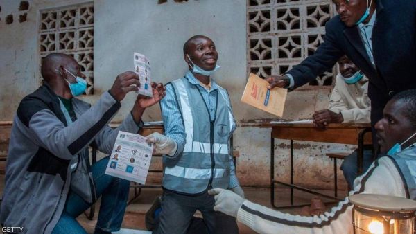 انتخابات تاريخية.. المعارضة تطيح رئيسا إفريقيا من الحكم