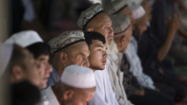 أمريكا تفرض قيودا على منح تأشيرات لمسؤولين سبب الأقليات المسلمة