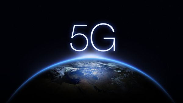 لا يقتصر دور تقنية 5G، على توفير اتصال مضمون، لكن أيضاً إضافة الموجة العريضة وسرعة الاتصال بالشبكات