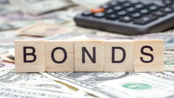 السعودية تخفض استثماراتها في السندات الأمريكية بشكل طفيف نهاية يوليو الماضي 