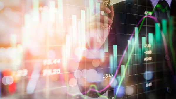 صعد مؤشر سوق دبي بدعم رئيسي من توقيع شركة «إعمار العقارية» اتفاقية مع مطار بكين داشينغ الدولي لتنفيذ مشروع بقيمة 40.5 مليار درهم 