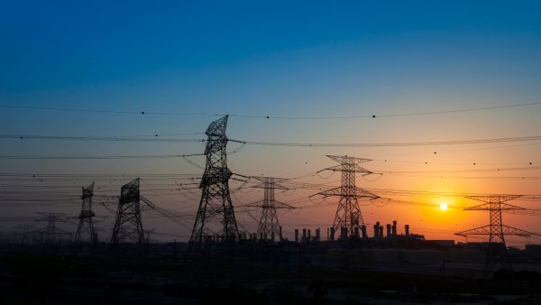 سياسة تسعير الكهرباء الحالية في دول مجلس التعاون الخليجي لا تتسم بالاستدامة