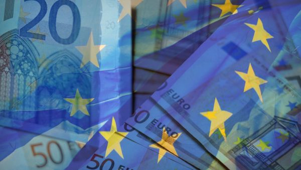 التضخم في منطقة اليورو ينخفض في فبراير مع تراجع أسعار النفط بفعل كورونا