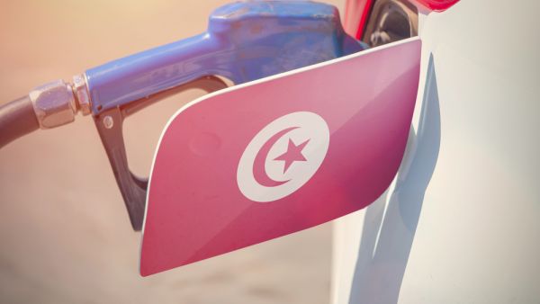 تونس ترفع أسعار الوقود في مسعى لخفض العجز