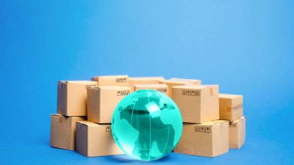التجارة السلعية تراجعت 0.2 في المائة على أساس سنوي في الربع الثالث من 2019 مع احتمال حدوث تحسن في الربع الأخير"