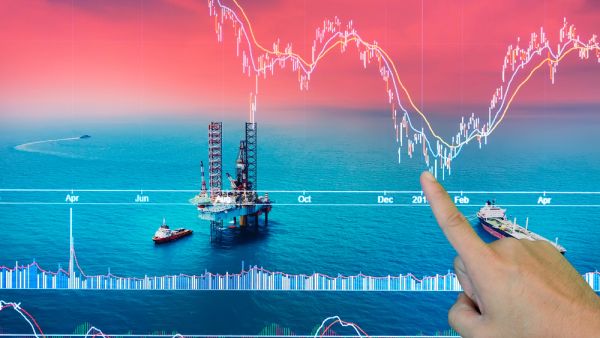 الأسواق الخليجية تفتتح أبريل على تراجع 