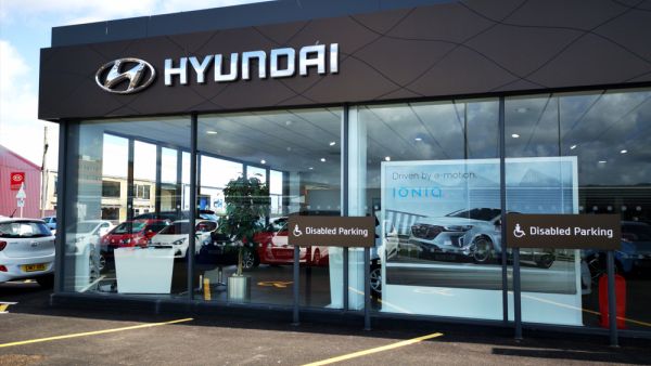 بلغت مبيعاتها الخارجية 59358273 وحدة حتى أغسطس منذ أن بدأت الشركة تصدير سياراتها من طراز "بوني" إلى الإكوادور لأول مرة في عام 1976