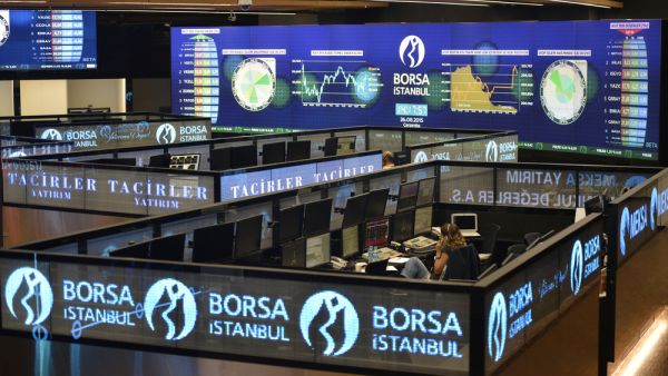 بورصة إسطنبول تتلقى ضربة قوية بسبب الانتشار القوي لفيروس كورونا