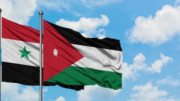 أغلق الأردن حدوده مع سورية بشكل عام قبل ثلاث سنوات، بسبب ظروف الحرب السورية