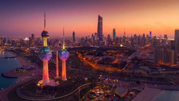 الكويت خفض مصرف قطر المركزي سعر إعادة الشراء 50 نقطة أساس إلى 1.5 في المائة