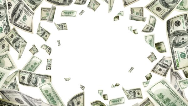 تحويلات الأموال غير الشرعية عبر البنوك حول العالم تبلغ نحو تريليوني دولار 