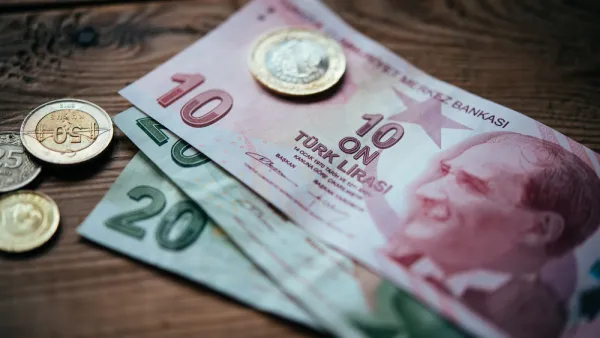 الليرة التركية تتعافى من هبوط تاريخي 