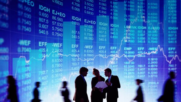 انخفضت الأسهم الأوروبية، وتراجع مؤشر ستوكس 600 للأسهم الأوروبية 1.5 %، وانخفضت أسهم شركات التعدين 3.1 % بسبب انكشافها على الصين