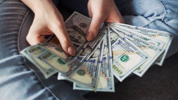 تفسير رؤية المال في المنام