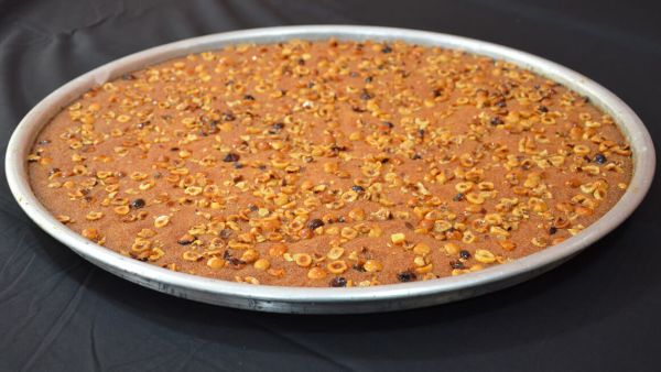 طريقة عمل البسبوسة فاطمة ابو حاتي