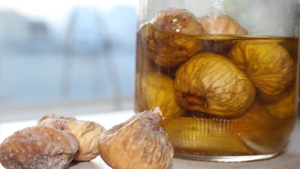 فوائد التين المجفف مع زيت الزيتون