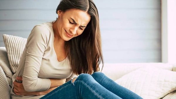 كيف تعرف المرأة في أي يوم يتم تلقيح البويضة بعد الدورة