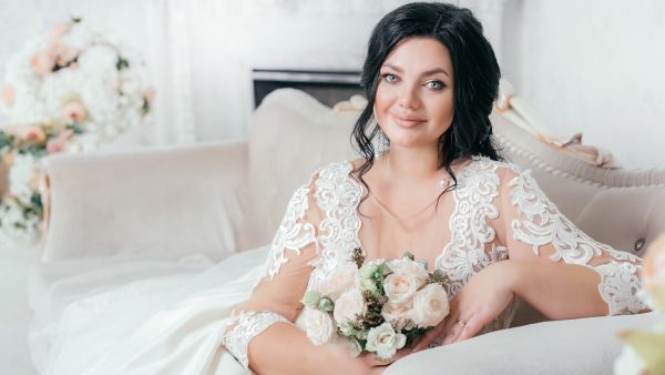فساتين زفاف لصاحبات الوزن الزائد  فساتين زفاف لصاحبات الوزن الزائد