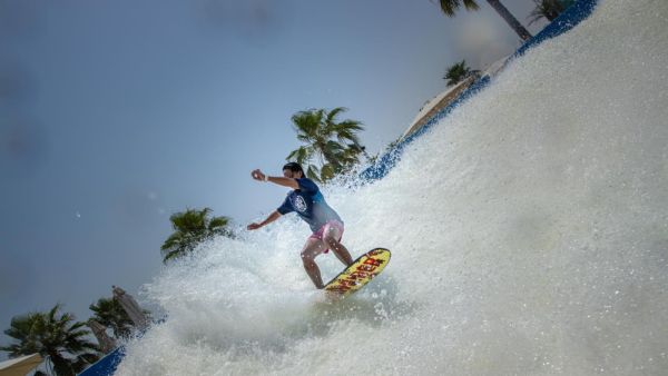 زوروا الحديقة المائية الأروع في دبي واحصلوا على تذاكر مجانية لصالات روكسي سينما زوروا الحديقة المائية الأروع في دبي واحصلوا على تذاكر مجانية لصالات روكسي سينما