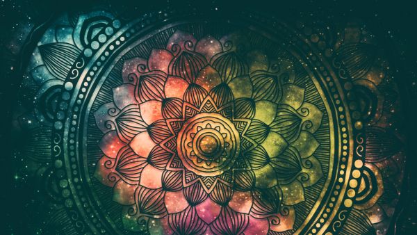 لرسم لوحة ماندالا متقَنة يجب أن تتوفر على مسطرة ونصف دائرة وفرجار وقلم