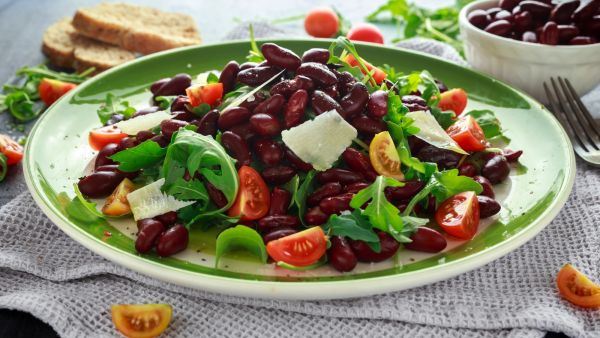 سلطة الفاصوليا الحمراء