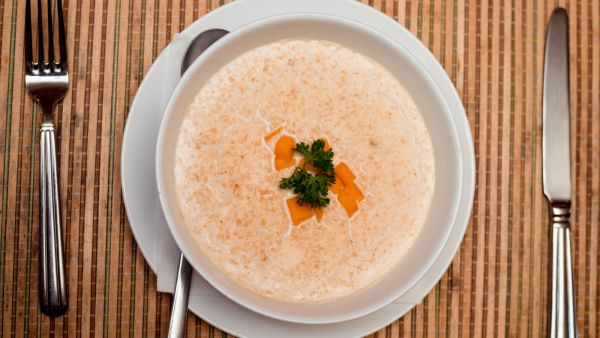 شوربة الشوفان بالخضار