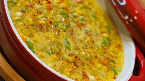 شوربة شاودر الذرة والبطاطا