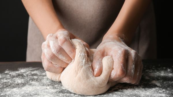 طريقة عمل الخبز المنزلي  