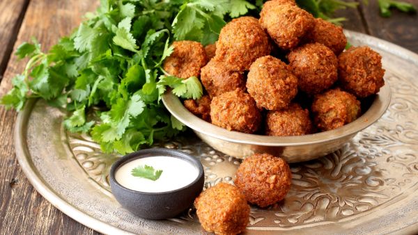 طريقة عمل الفلافل بالبيت