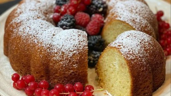 كيكة الحليب الدافىء