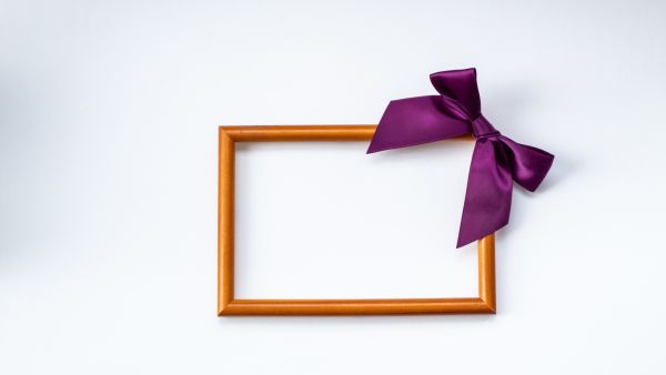 هدايا العيد: كل ما يهم الموضة والجمال والمنزل هدايا العيد: كل ما يهم الموضة والجمال والمنزل