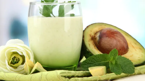 مشروب الطاقة بالأفوكادو